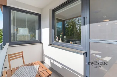 Na prenájom 2-izbový byt, 56 m², Bratislava-Ružinov, Mierová