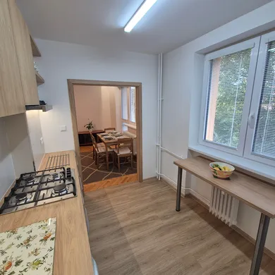 Na prenájom 3-izbový byt, 72 m², Myjava, Nám. M. R. Štefánika
