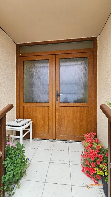 Na prenájom 2-izbový byt, 40 m², Sereď, SNP