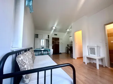 Na prenájom 1-izbový byt, 26 m², Pezinok, Tehelná