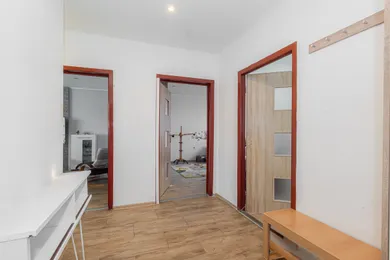 Na predaj 3-izbový byt, 65 m², Košice-Dargovských hrdinov, Benadova 19