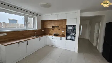 Na prenájom 3-izbový dom, 100 m², Galanta