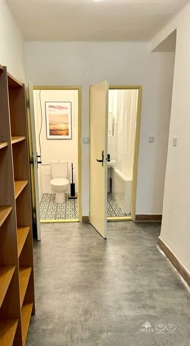 Na prenájom 2-izbový byt, 62 m², Banská Bystrica, Trieda SNP