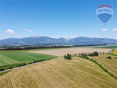 Na predaj pozemok, 860 m², Liptovský Hrádok, SNP