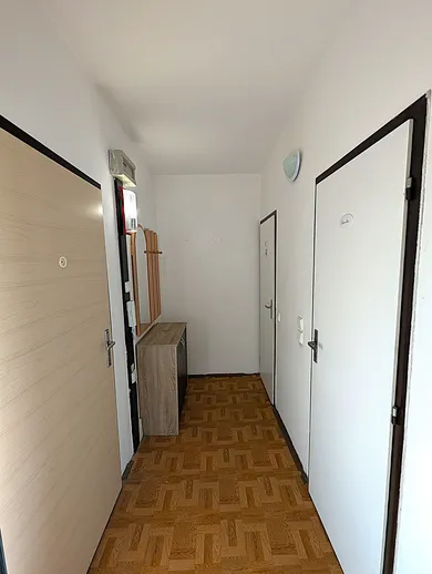 Na predaj 1-izbový byt, 39 m², Košice-Sídlisko Ťahanovce, Viedenská