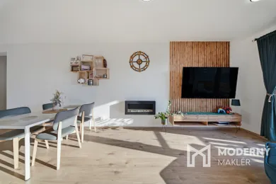 Na predaj 3-izbový byt, 74 m², Trnava, Mikovíniho