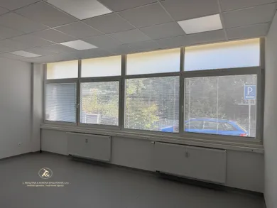 Na prenájom komerčné, 78 m², Bratislava-Dúbravka, Kudlákova