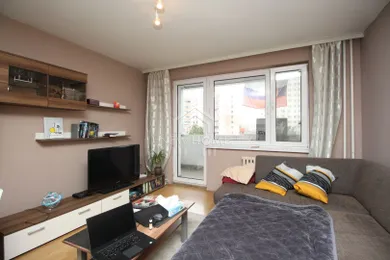 Byty na prenájom 3-izbový, Bratislava-Ružinov · €750