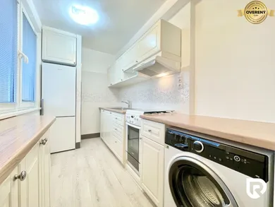 Квартири в оренду, 2-кімнатні, Bratislava-Dúbravka · €568