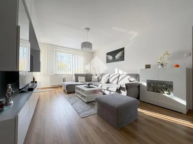 Na predaj 3-izbový byt, 72 m², Martin, Daniela Michaelliho