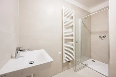 Na predaj 2-izbový byt, 70 m², Púchov, Hollého
