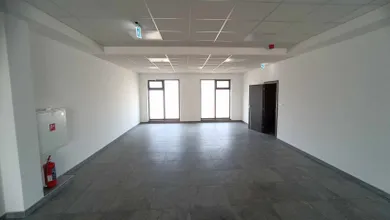 Na prenájom komerčné, 136 m², Gabčíkovo, Bratislavská