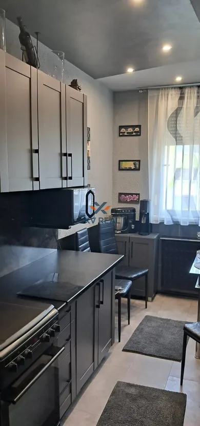 Na predaj 3-izbový byt, 61 m², Nové Zámky