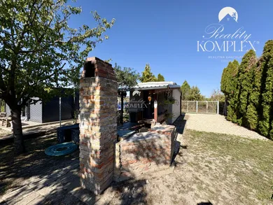 Na predaj 1-izbový rekreačný dom, 25 m², Komárno