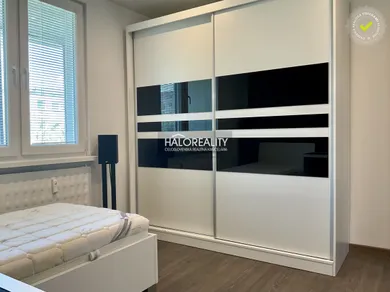Na predaj 3-izbový byt, 68 m², Banská Bystrica