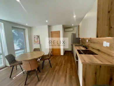 Na prenájom 4-izbový byt, 140 m², Bratislava-Staré Mesto, Červeňova