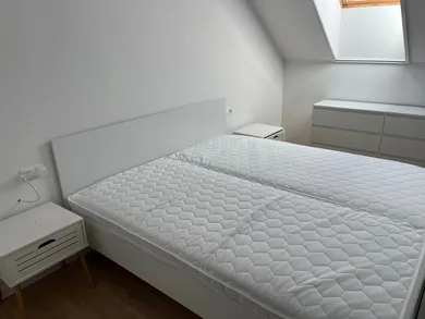 Na prenájom 1-izbový byt, 44 m², Sereď, Trnavská cesta