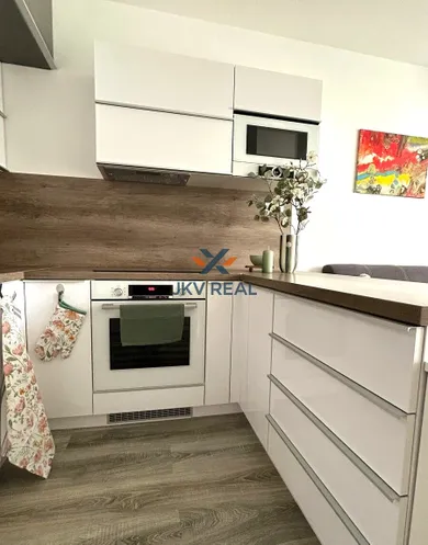 Na prenájom 2-izbový byt, 47 m², Trnava