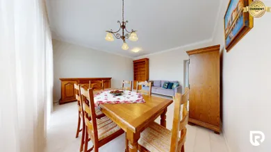Na prenájom 3-izbový byt, 86 m², Bratislava-Staré Mesto, Pražská
