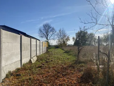 Na predaj pozemok, Kuklov