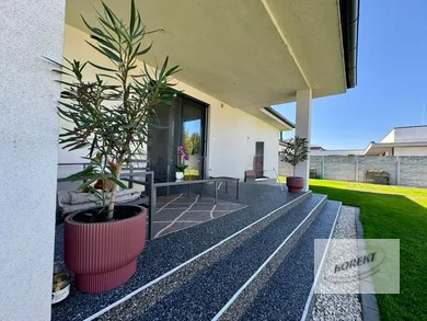 Na predaj 4-izbový dom, 123 m², Nové Zámky