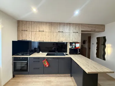 Na predaj 2-izbový byt, 55 m², Komárno, Ul. E. B. Lukáča