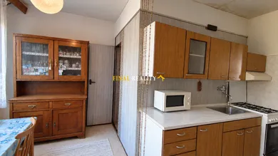 Mieszkania na sprzedaż, 3-pokojowe, Prievidza · €139 900