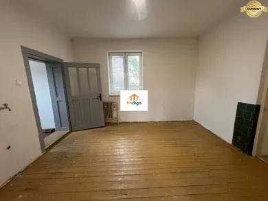 Domy na sprzedaż, 4-pokojowe, Šurany · €113 500