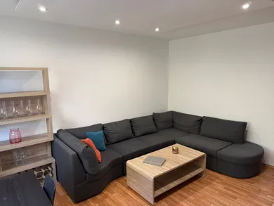 Na prenájom 3-izbový byt, 73 m², Bratislava-Nové Mesto, Guothova