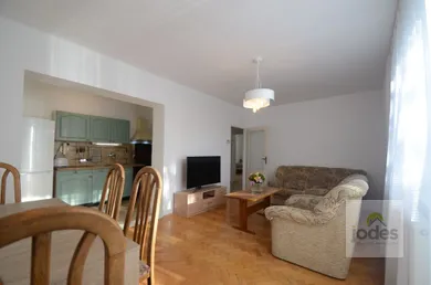 Na predaj 4-izbový byt, 85 m², Žiar nad Hronom, Rudenkova