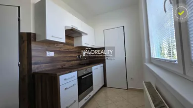 Na predaj 1-izbový byt, 42 m², Komárno
