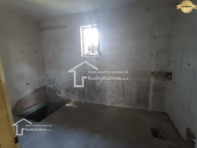 Na predaj 4-izbový dom, 140 m², Rožňava
