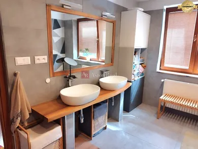 Na predaj 4-izbový dom, 140 m², Banská Bystrica, Na Karlove