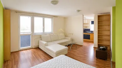 Mieszkania na wynajem, 1-pokojowe, Bratislava-Petržalka · €650