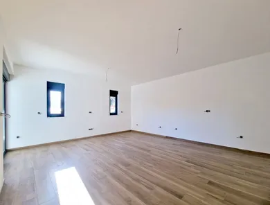 Na predaj 3-izbový byt, 65 m²
