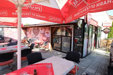 Na predaj 5-izbový dom, 120 m², Veľký Meder