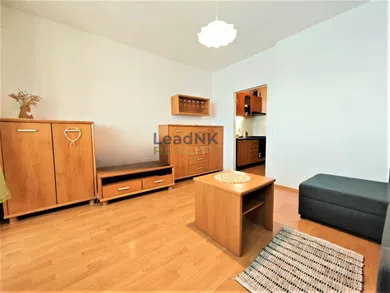 Na prenájom 1-izbový byt, 24 m², Bratislava-Petržalka