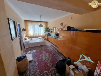Na predaj 3-izbový byt, 69 m², Šahy, Kpt. Nálepku