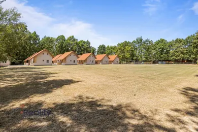 Na predaj rekreačný dom, 226 m², Tomášikovo