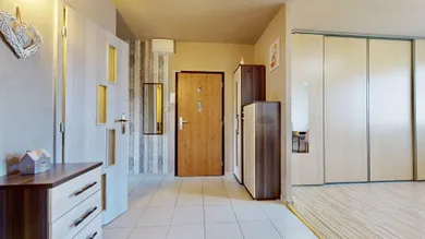 Na predaj 3-izbový byt, 65 m², Bratislava-Podunajské Biskupice