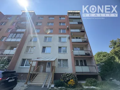 Na predaj 1-izbový byt, 34 m², Michalovce, Jána A. Komenského