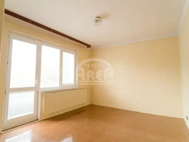 Na predaj 5-izbový dom, 200 m², Michalovce