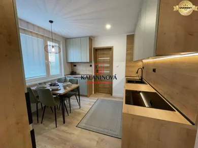 Na predaj 3-izbový byt, 71 m², Košice-Staré Mesto, Novomeského