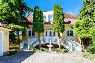 Na predaj dom v Bratislava-Devín · €1 299 000 · Pôvodný stav