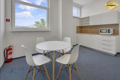 Na prenájom komerčné v Bratislava-Nové Mesto · €160 · Dokončené