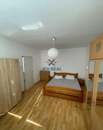 Na prenájom 1-izbový byt, 36 m², Nitra, Nábrežie mládeže