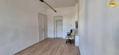 Na prenájom komerčné, 40 m², Žilina, Národná