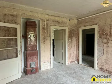 Na predaj 5-izbový byt, 135 m², Komárno, Ul. pohraničná