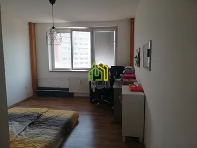 Na predaj 2-izbový byt, 66 m², Kysucké Nové Mesto, Clementisova
