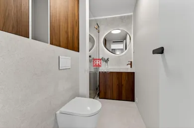 Na predaj 4-izbový byt, 163 m², Bratislava-Staré Mesto, Bottova